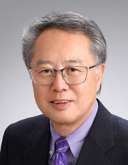 青山学院大学名誉教授　橋本 修