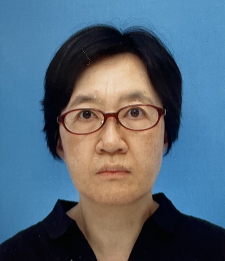 青山学院中等部教諭　深石 純子