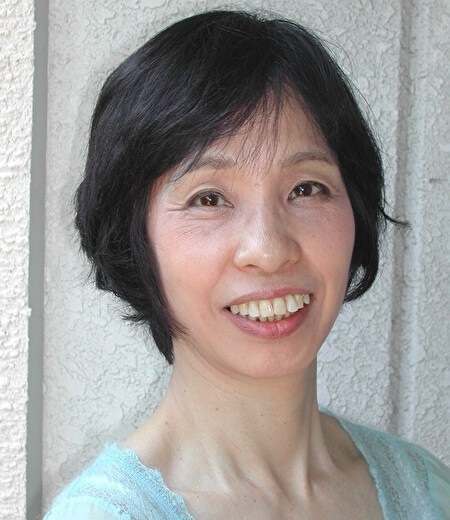 小説家　あさの あつこ